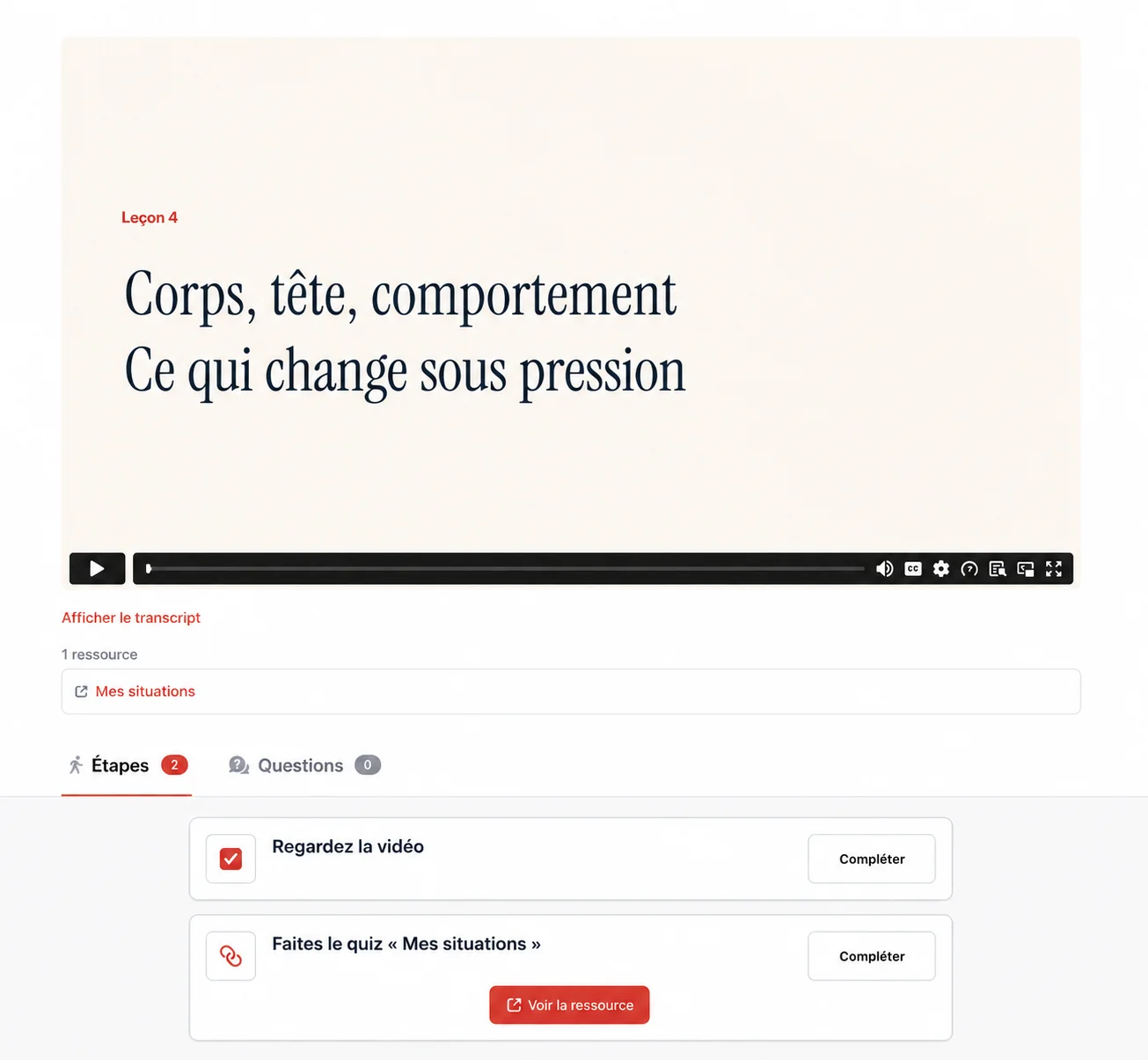 Aperçu illustratif d’une leçon dans SchoolMaker, avec sa vidéo et ses ressources.
